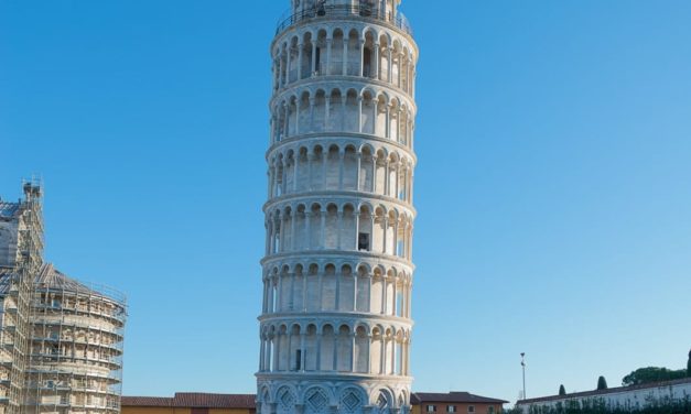 Piazza dei Miracoli Pisa Italy