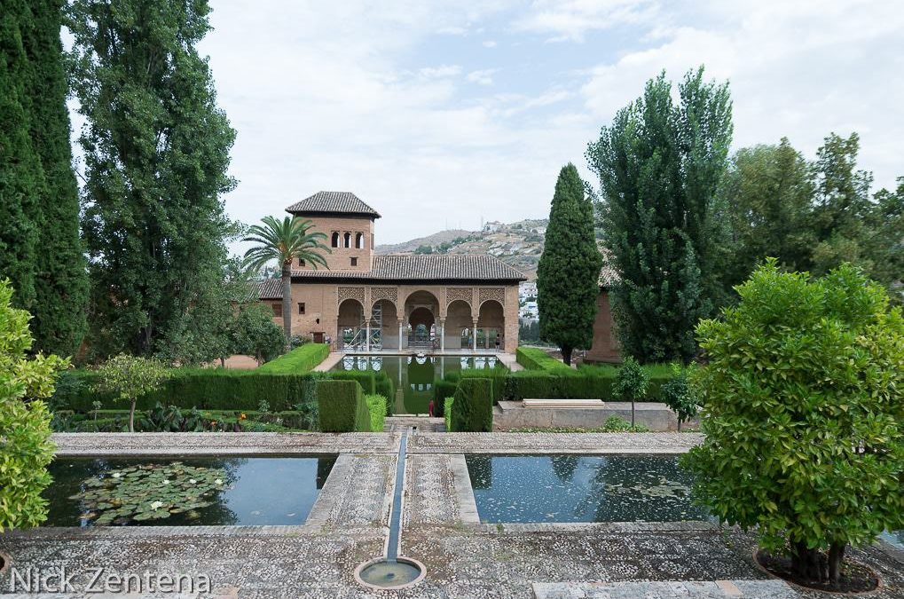 Alhambra pool