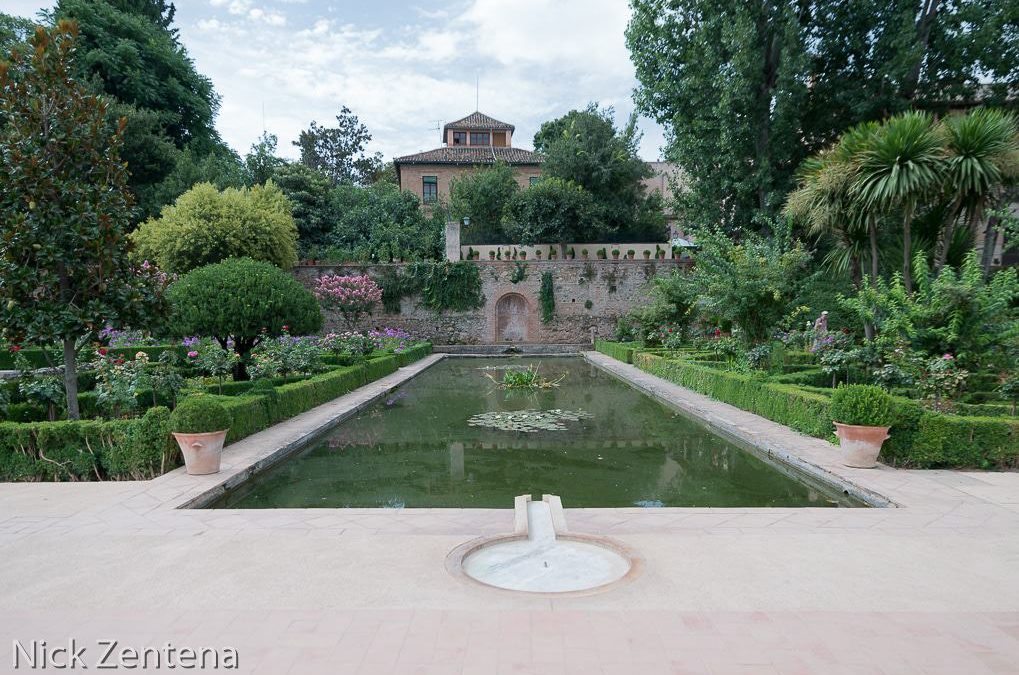 Alhambra pool