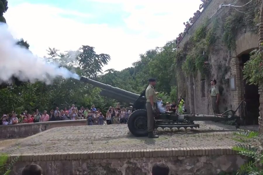 Cannon on Janiculum hill